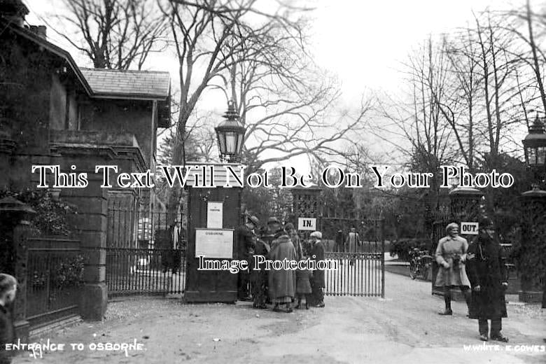 IO 529 - Entrance To Osborne House, Cowes, Isle Of Wight c1920