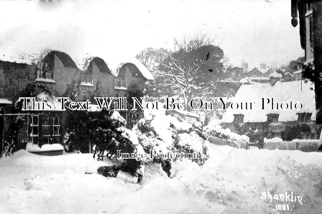 IO 557 - Shanklin Under Snow, Isle Of Wight