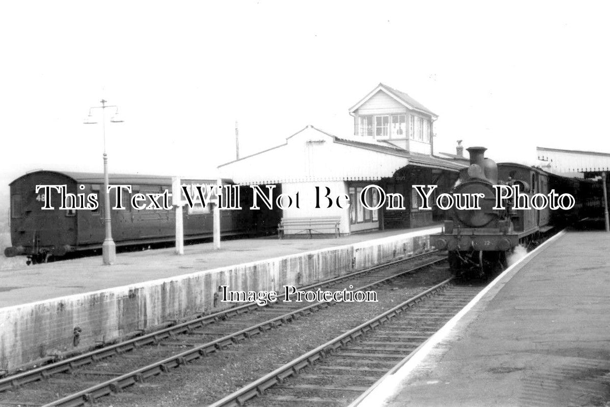 IO 564 - Sandown Railway Station, Isle Of Wight