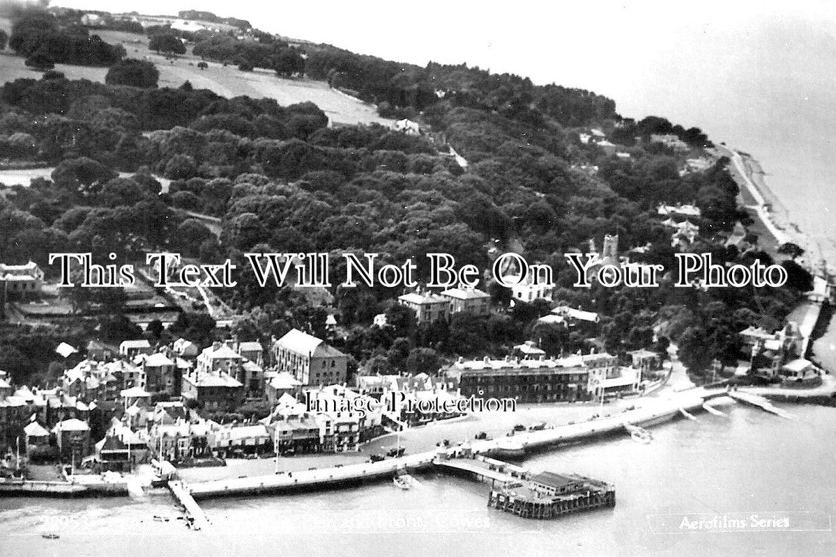 IO 586 - Victoria Pier & Front, Cowes, Isle Of Wight