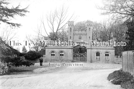 IO 700 - Lodge Gate, East Cowes, Isle Of Wight