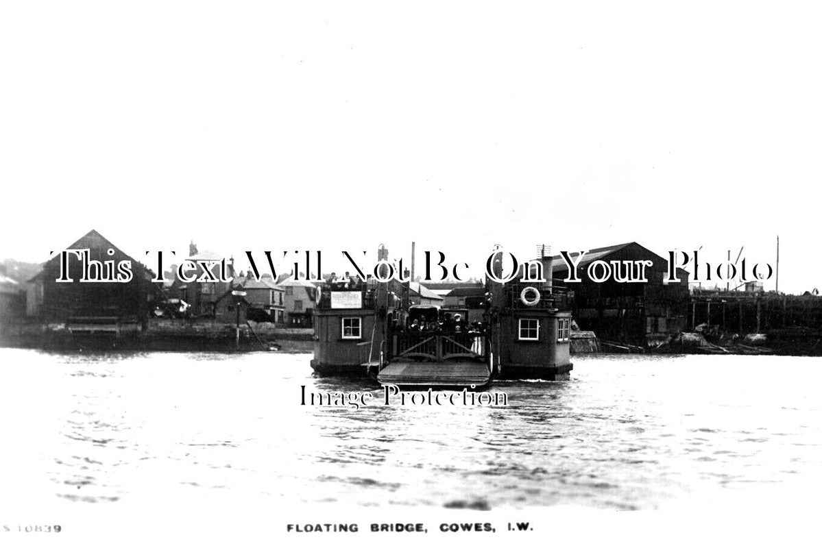 IO 779 - Floating Bridge, Cowes, Isle Of Wight c1922