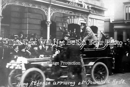 IO 869 - King Of Spain Arriving At Ryde Town Hall, Isle Of Wight 1906