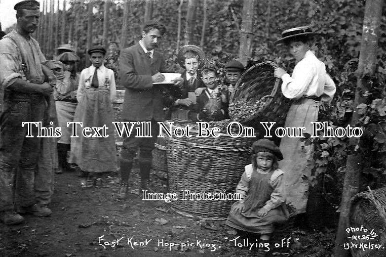 KE 1056 - Talling Off, East Kent Hop Picking, Kent c1906