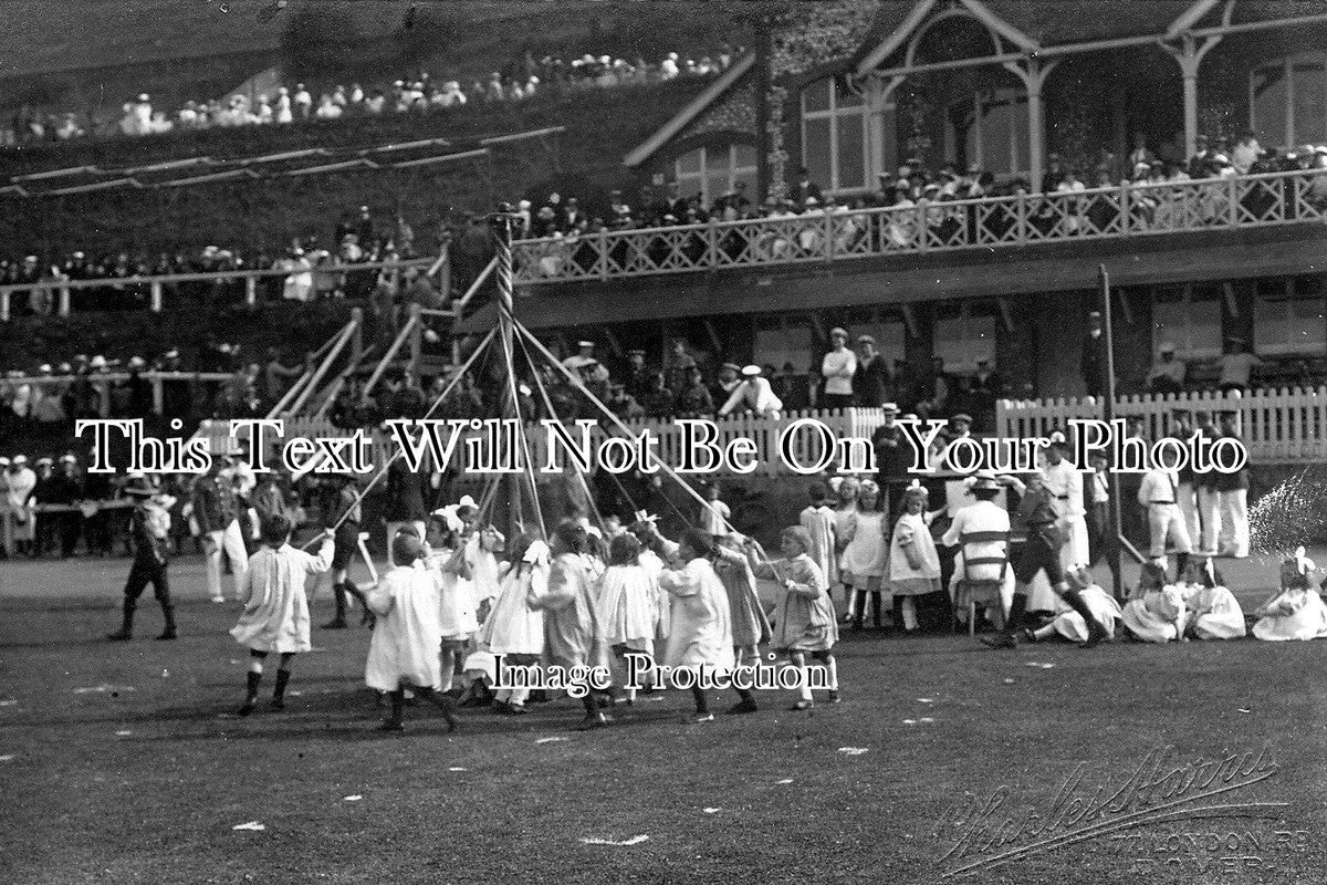 KE 1146 - Maypole Crabble Athletic Ground, Dover, Kent