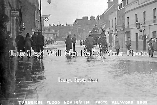 KE 1207 - Tonbridge Flood, Kent 1911