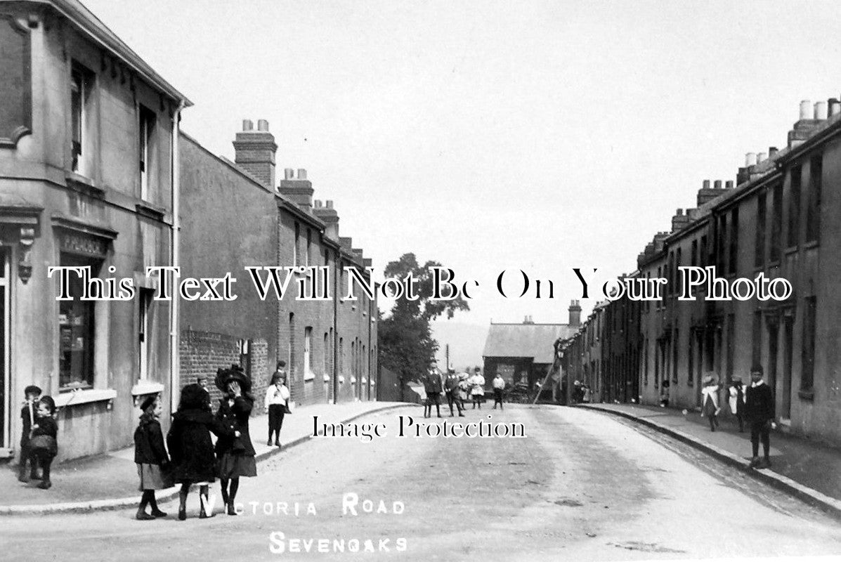 KE 1226 - Victoria Road, Sevenoaks, Kent c1910