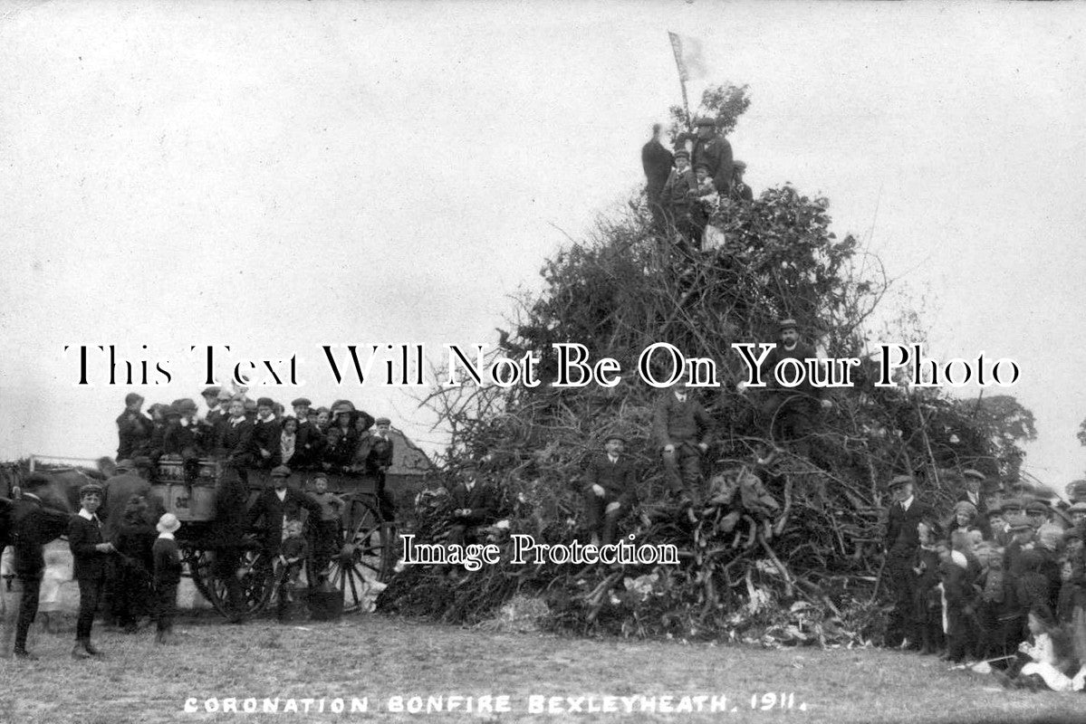 KE 1324 - Coronation Bonfire, Bexleyheath, Kent 1911