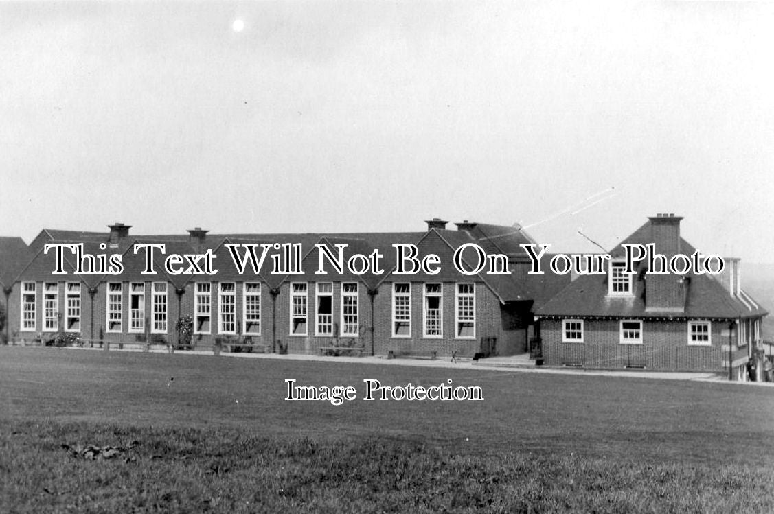 KE 1379 - Tonbridge Girls Grammar School, Kent