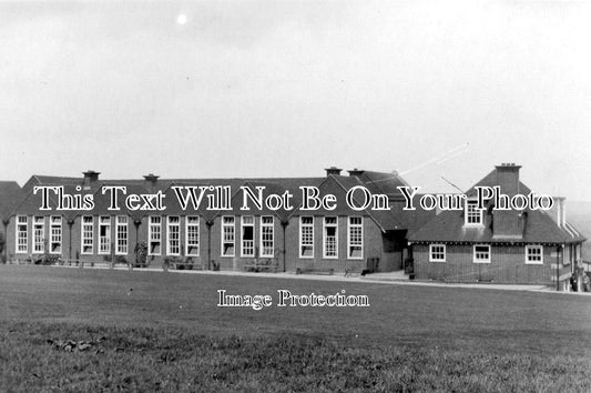 KE 1379 - Tonbridge Girls Grammar School, Kent