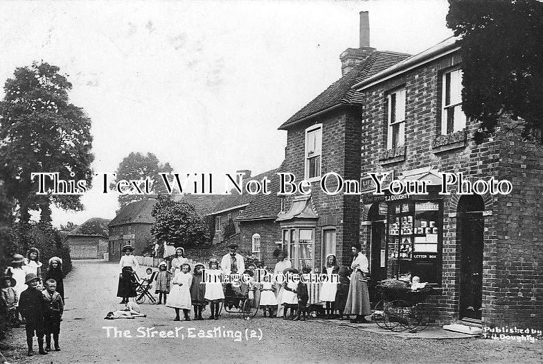 KE 1384 - The Street, Eastling, Kent c1913