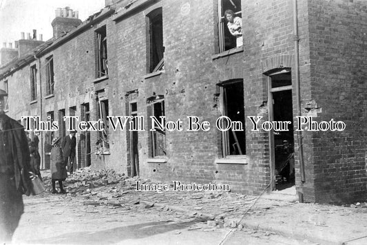 KE 1422 - Zeppelin L10 Raid Bomb Damage, Unity Street, Sittingbourne, Kent 1915 WW1