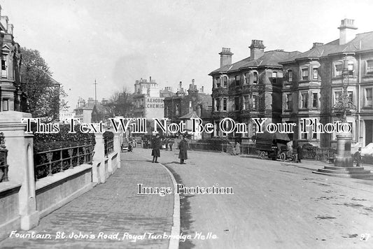 KE 1460 - The Fountain & St Johns Road, Tunbridge Wells, Kent c1919