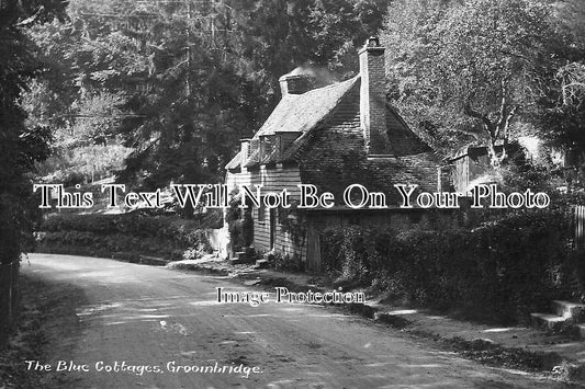 KE 1496 - The Blue Cottages, Groombridge, Kent