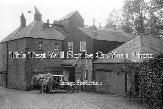 KE 1511 - Hop Picking Lorry With Pokes, Kent c1928