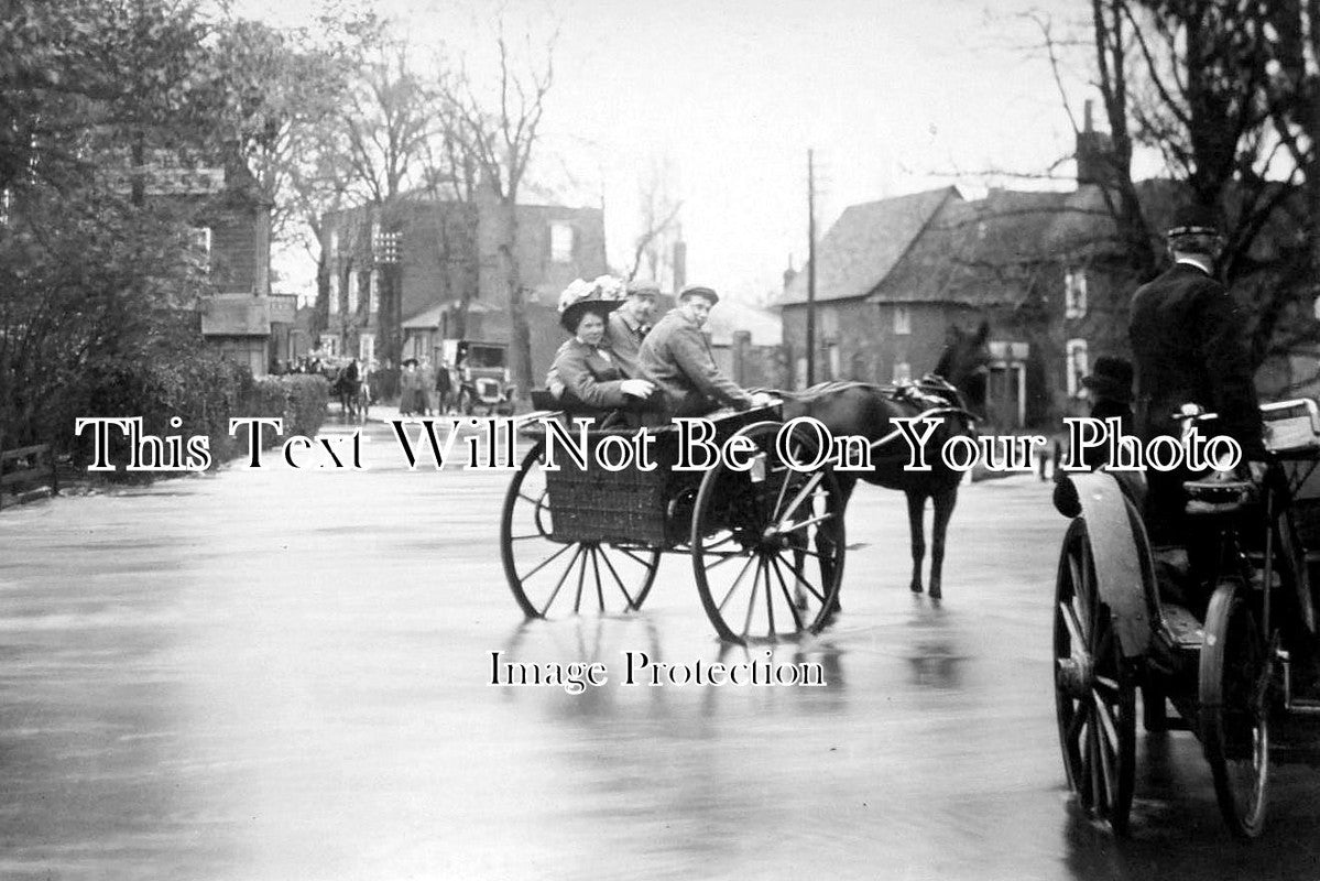 KE 1531 - Sturry Flooding, Canterbury, Kent c1909