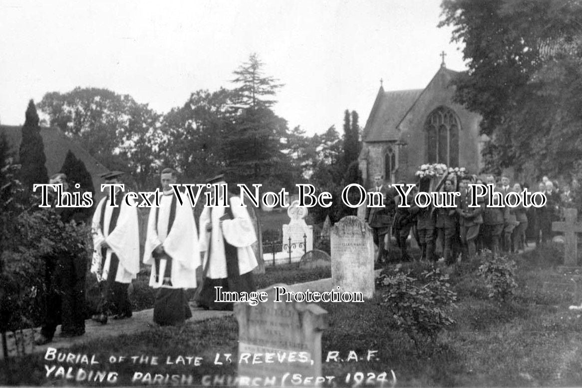 KE 1553 - Burial Of Lt Reeves, RAF Yalding Church, Canon Leigh, Kent 1924