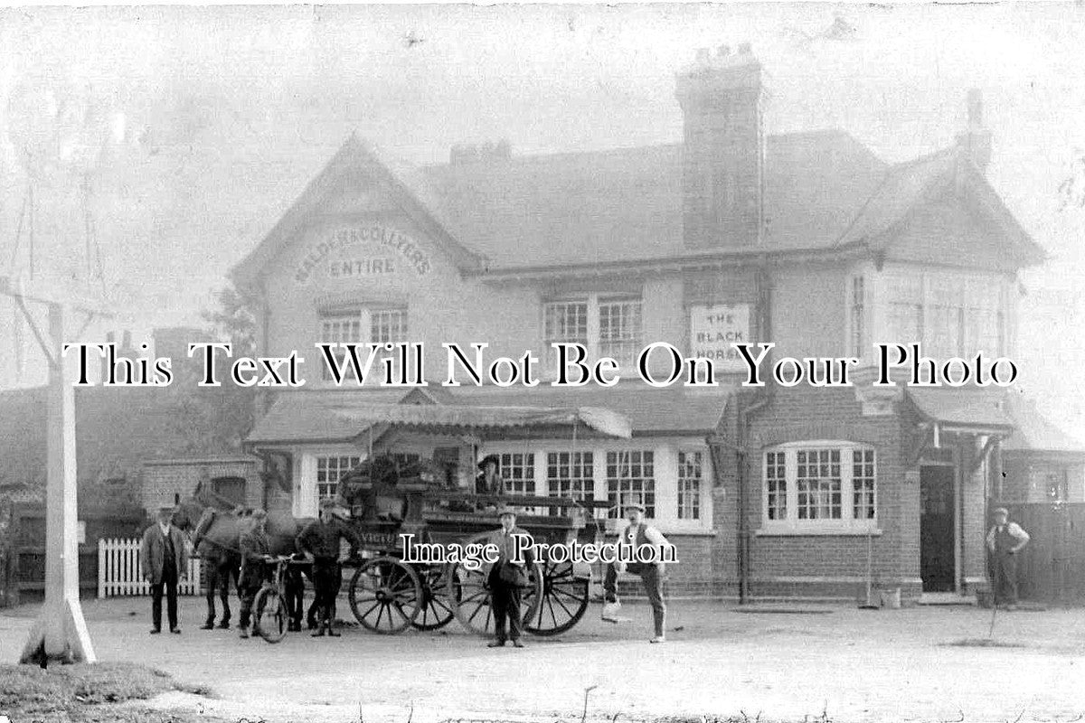 KE 170 - The Black Horse Pub, Bromley, Kent c1915