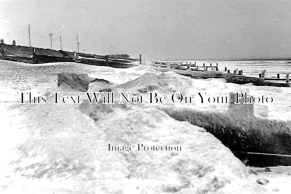 KE 1864 - Frozen Sea At Whitstable, Kent 1938