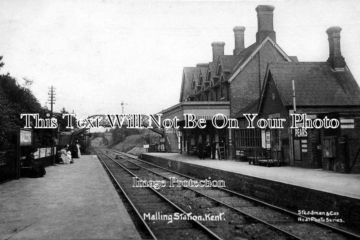 KE 199 - Malling Railway Station, West Malling, Kent – JB Archive