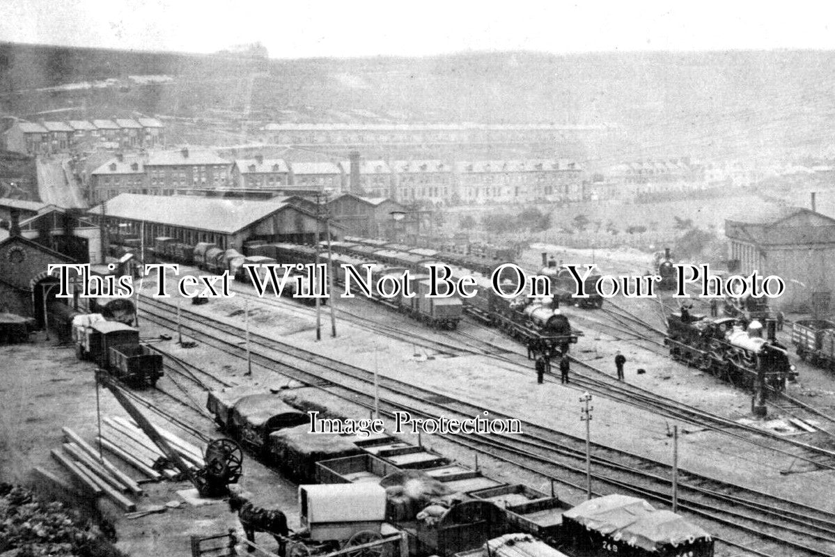KE 2038 - Dover Priory Railway Station Yard, Kent