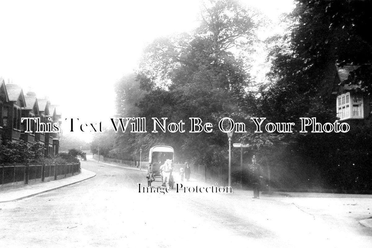 KE 2057 - Burnt Ash Lane, Bromley, Kent