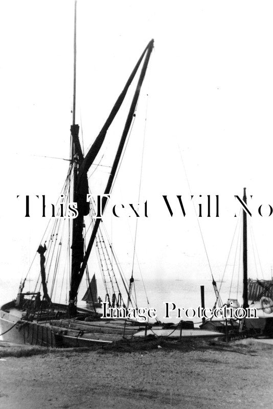 KE 2137 - Sailing Barge, Whitstable Harbour, Kent