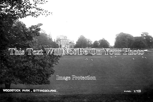 KE 2572 - Woodstock Park, Sittingbourne, Kent