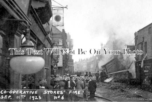 KE 2658 - The Co-Operative Stores Fire, Sheerness On Sea, Kent
