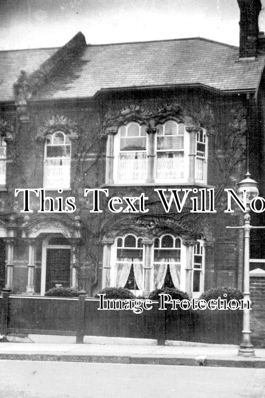 KE 2706 - The Reculvers, Kent Road, Gravesend, Kent