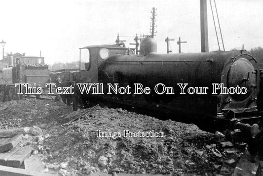 KE 2748 - Railway Accident, Tunbridge Wells, Kent c1905