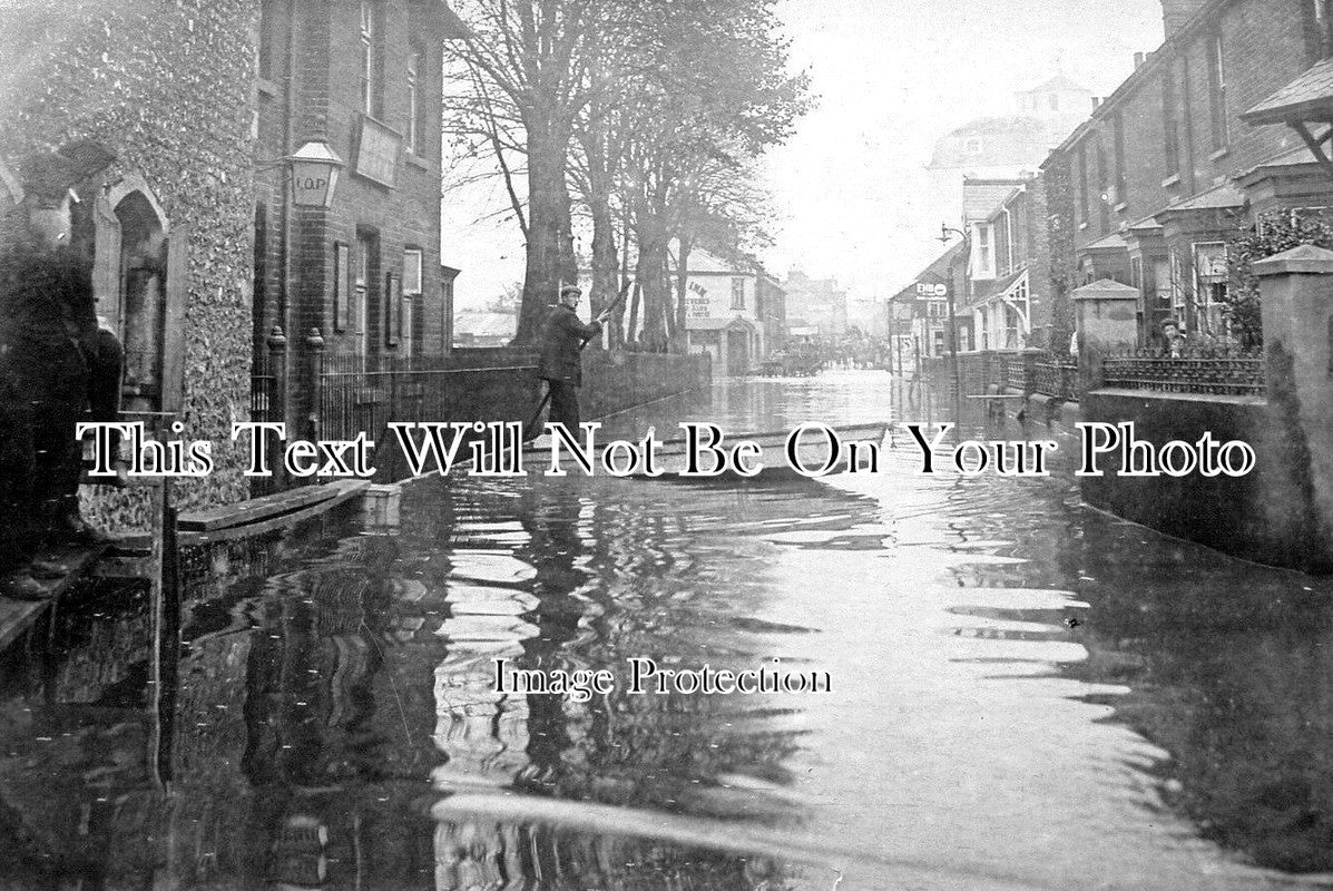 KE 2802 - Pound Lane Floods, Canterbury, Kent 1909