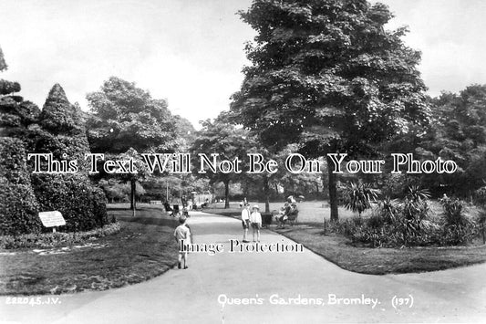 KE 2867 - Queens Gardens, Bromley, Kent
