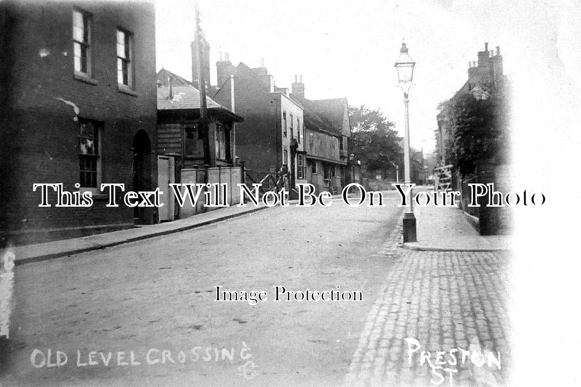 KE 2905 - Old Level Crossing, Preston Street, Faversham, Kent c1905
