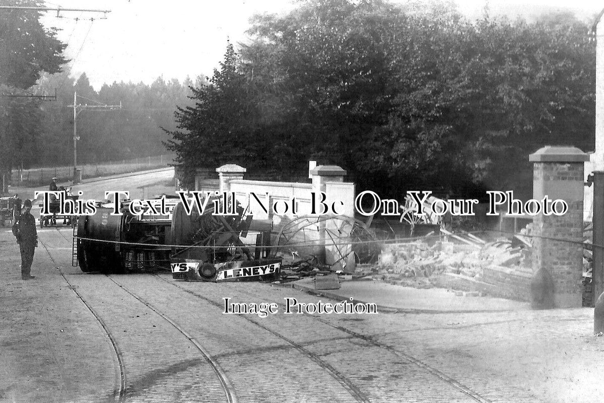 Dover Trams KE 2930 - Tram Accident, Dover, Kent 1917 – JB Archive