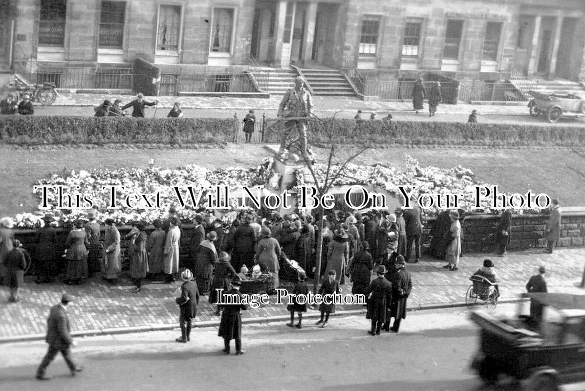 KE 2962 - Tunbridge Wells War Memorial Unveiling Ceremony, Kent