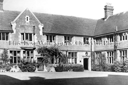 KE 3005 - The Front, Quadrangle, Wye College, Kent