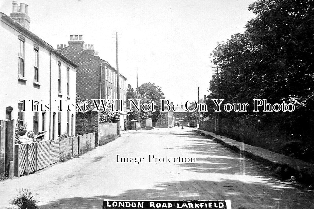 KE 3074 - London Road, Larkfield, Kent c1907