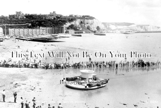 KE 3316 - Hovercraft On Dover Beach, Kent
