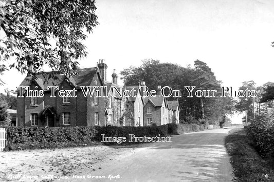 KE 3323 - Bull Lane Cottages, Hook Green, Kent