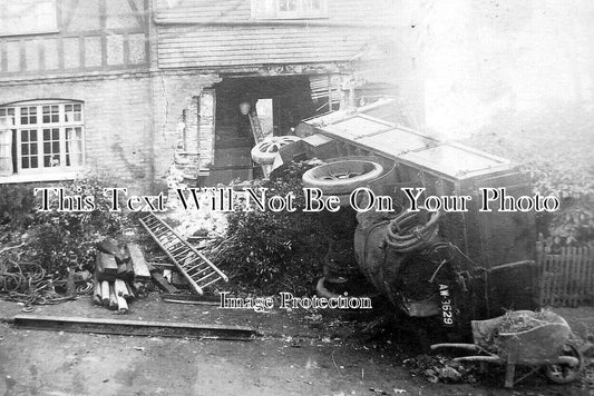 KE 3411 - Lorry Accident At Detling, Maidstone, Kent