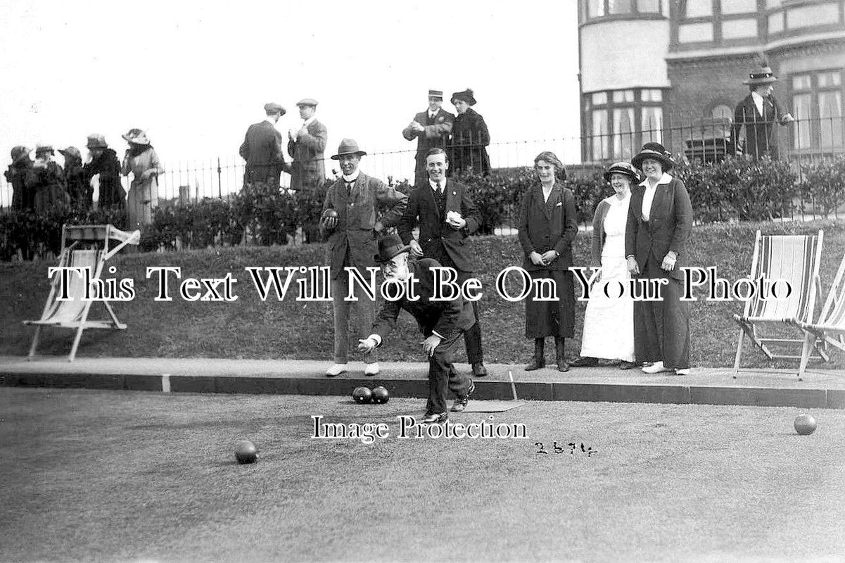 KE 3643 - The Bowling Green, Cliftonville Bowls, Kent