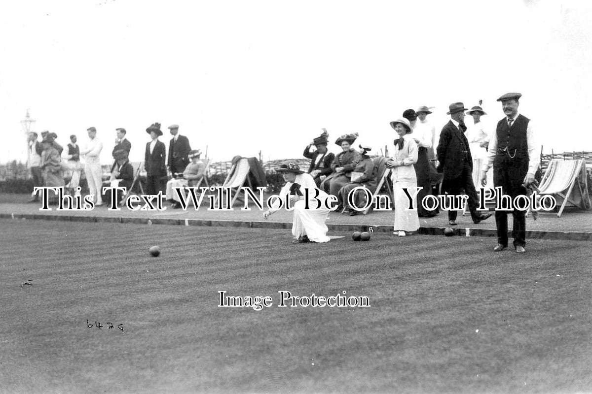 KE 3645 - The Bowling Green, Cliftonville Bowls, Kent