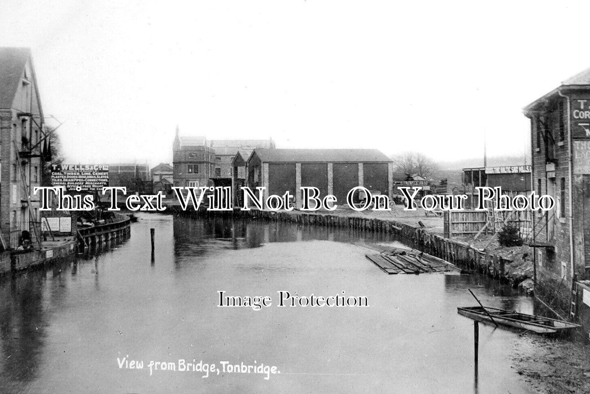 KE 3838 - View From The Bridge, Tonbridge, Kent