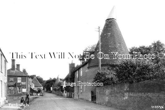 KE 3889 - Fordwich Oast House, Kent