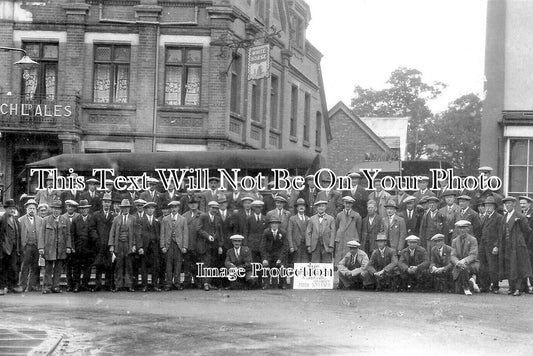 KE 4054 - The White Horse Hotel Cork Club, Cranbrook, Kent