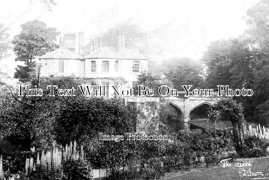 KE 4082 - The Moat, Eltham, Kent