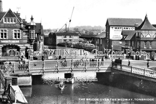 KE 4121 - The Bridge Over The Medway, Tonbridge, Kent c1954