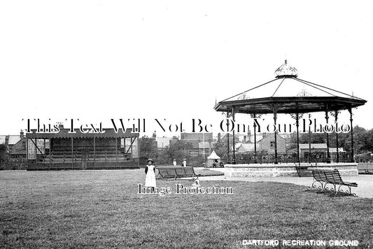 KE 4139 - Dartford Recreation Ground, Kent