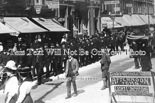 KE 4161 - Sandgate Road Funeral, Folkestone, Kent